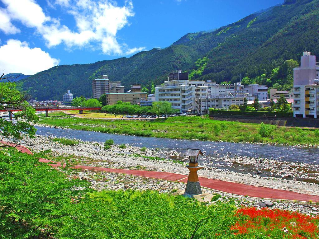 Gero Onsen Yukyunohana Zewnętrze zdjęcie